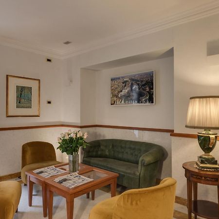 Hotel Borromeo Esterno foto