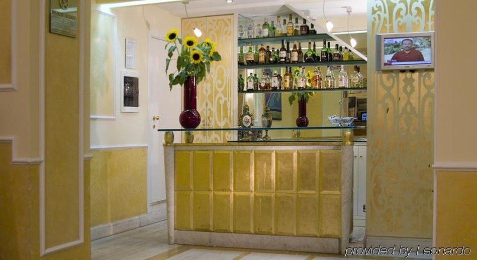Hotel Borromeo Esterno foto