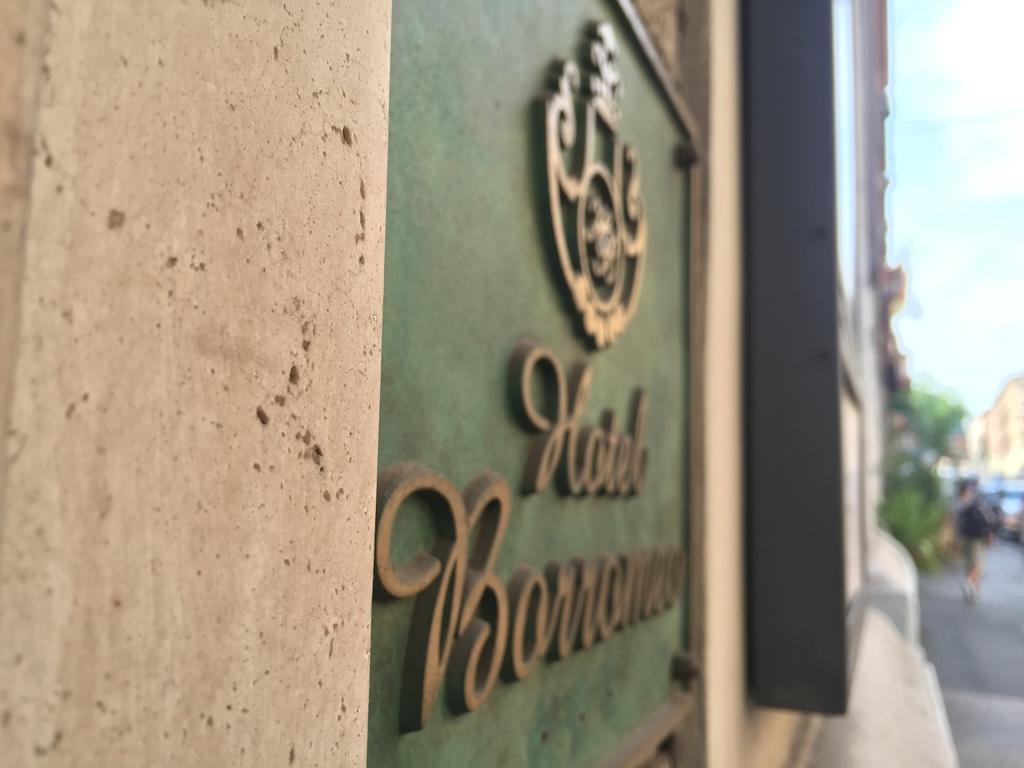 Hotel Borromeo Esterno foto
