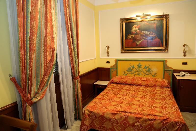 Hotel Borromeo Esterno foto