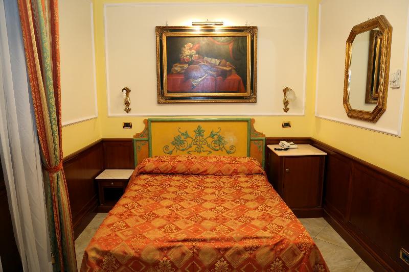 Hotel Borromeo Esterno foto