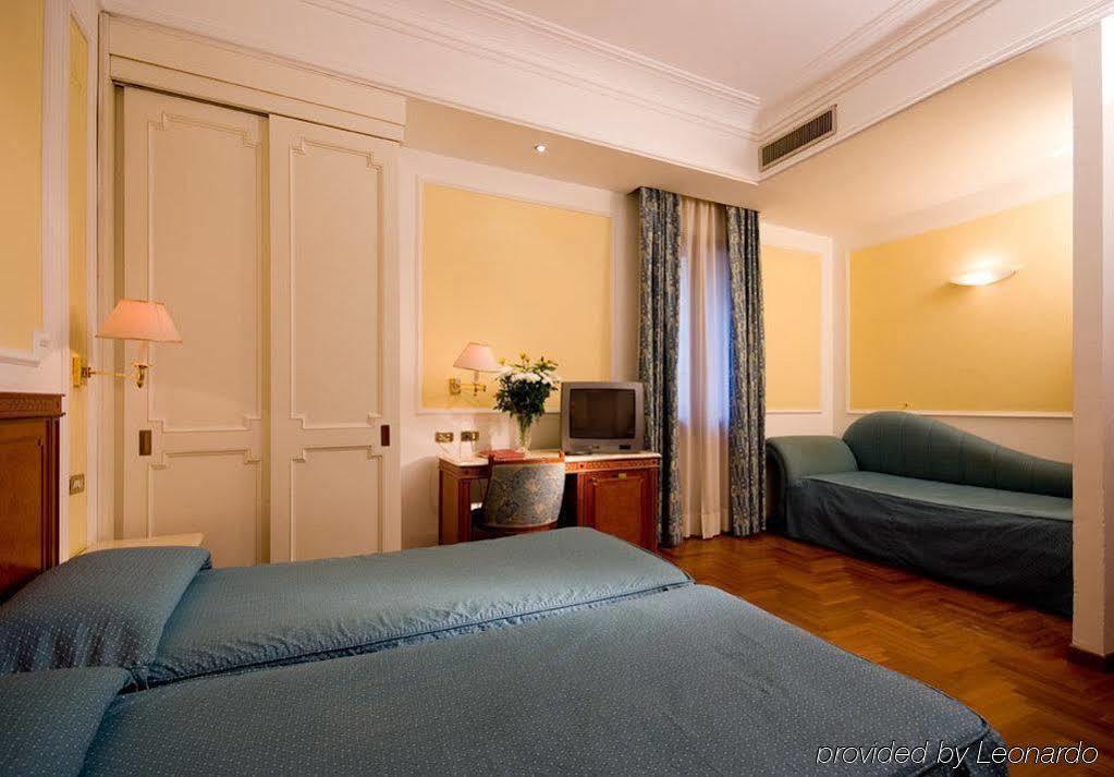 Hotel Borromeo Esterno foto