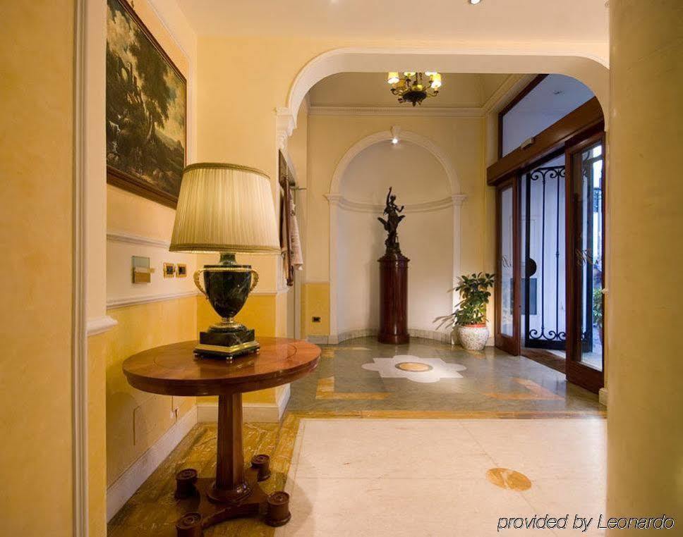 Hotel Borromeo Esterno foto